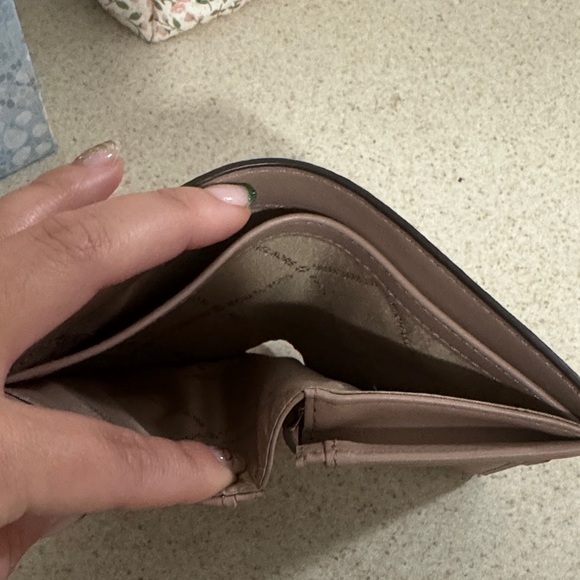 Michael Kors Blush Monogram Wallet - Picture 4 of 4